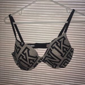 VS PINK t-shirt bra